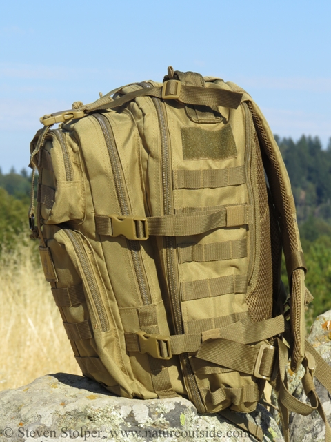 Exos-Gear Bravo backpack zippered compartments
