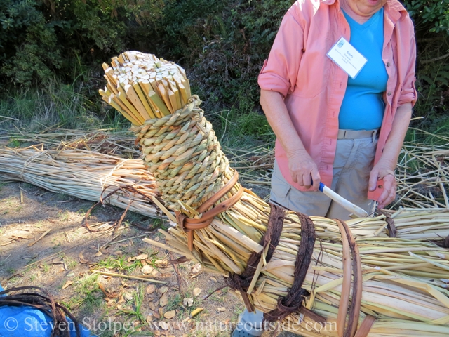 We used tule rope to finish the prow.