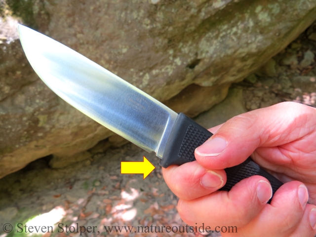 Fallkniven F1 finger guard